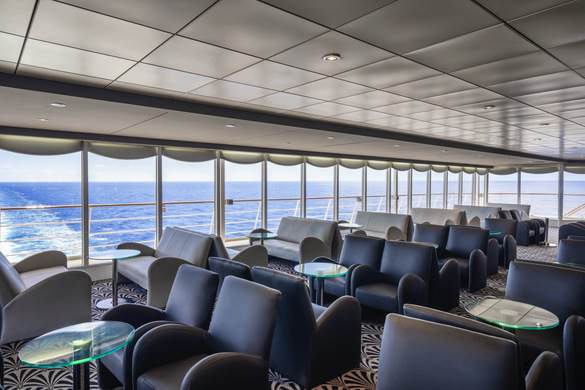 MSC Cruises MSC Sinfonia Pasha Club Disco 2 ©MSC Rights - Ivan Sarfatti.jpg